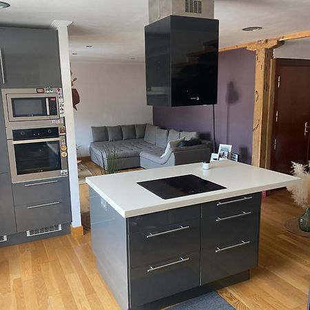 Duplex Markina Xemein Marquina-Jemein المظهر الخارجي الصورة